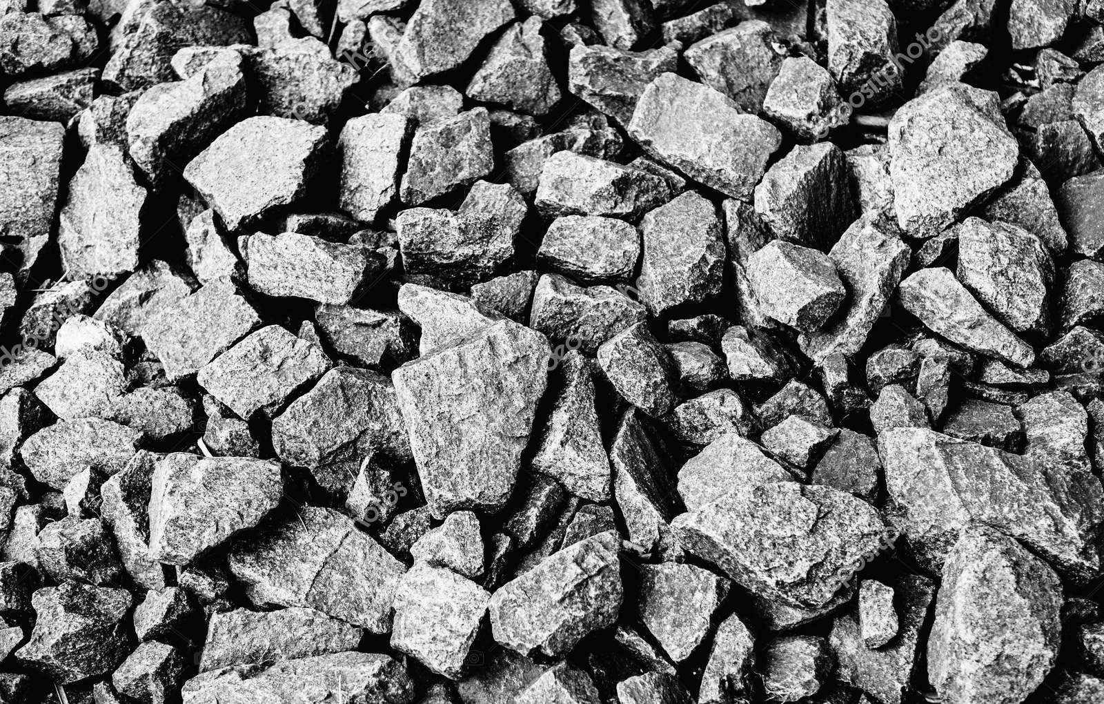 Road stones right